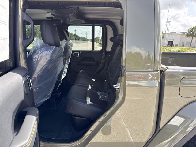 new 2025 Jeep Gladiator car, priced at $42,824