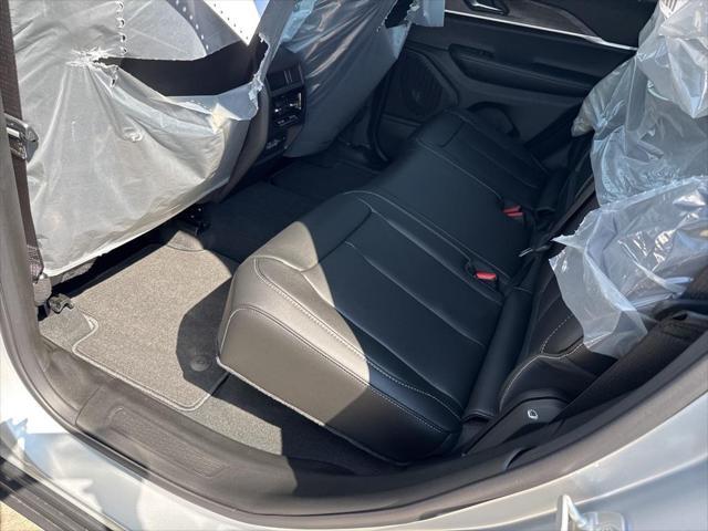 new 2025 Jeep Grand Cherokee car, priced at $40,932