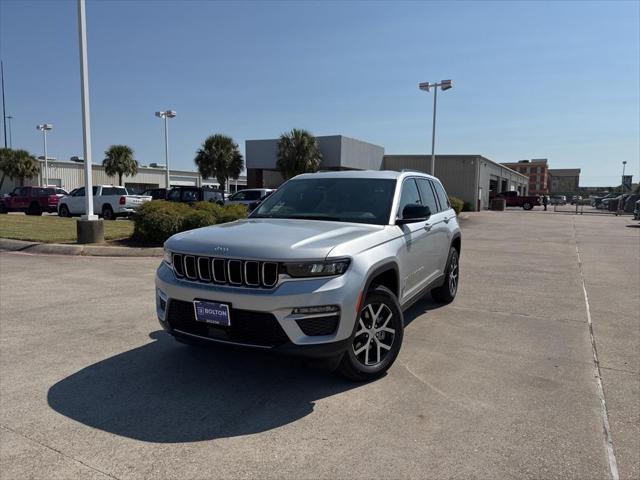 new 2025 Jeep Grand Cherokee car, priced at $40,932