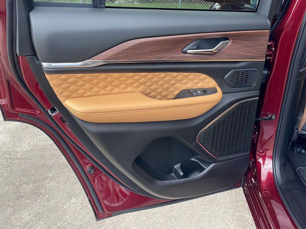 new 2025 Jeep Grand Cherokee car, priced at $54,368