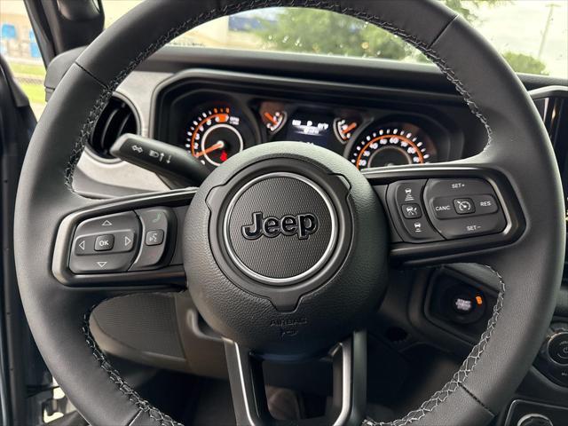 new 2025 Jeep Wrangler car, priced at $46,257