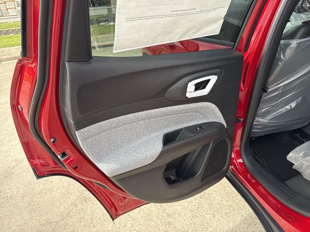 new 2025 Jeep Compass car, priced at $26,646
