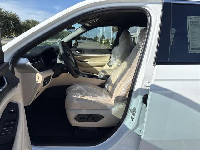 new 2025 Jeep Grand Cherokee L car, priced at $41,259