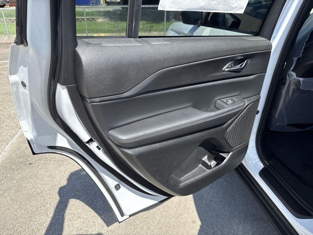 new 2025 Jeep Grand Cherokee L car, priced at $34,896