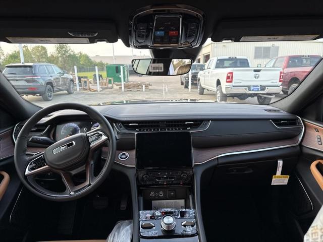 new 2025 Jeep Grand Cherokee car, priced at $56,692