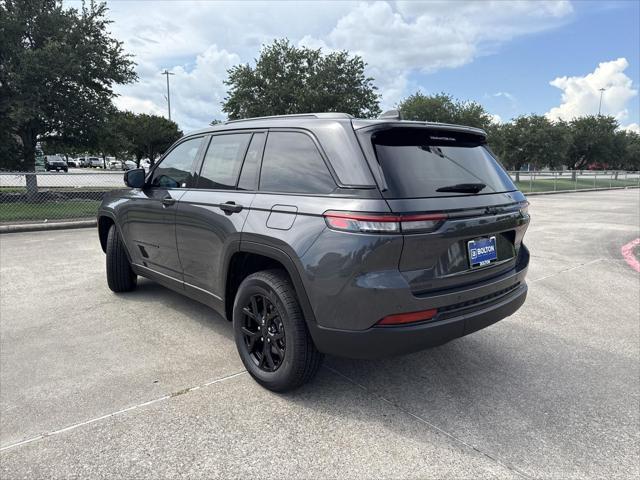 new 2025 Jeep Grand Cherokee car, priced at $39,012