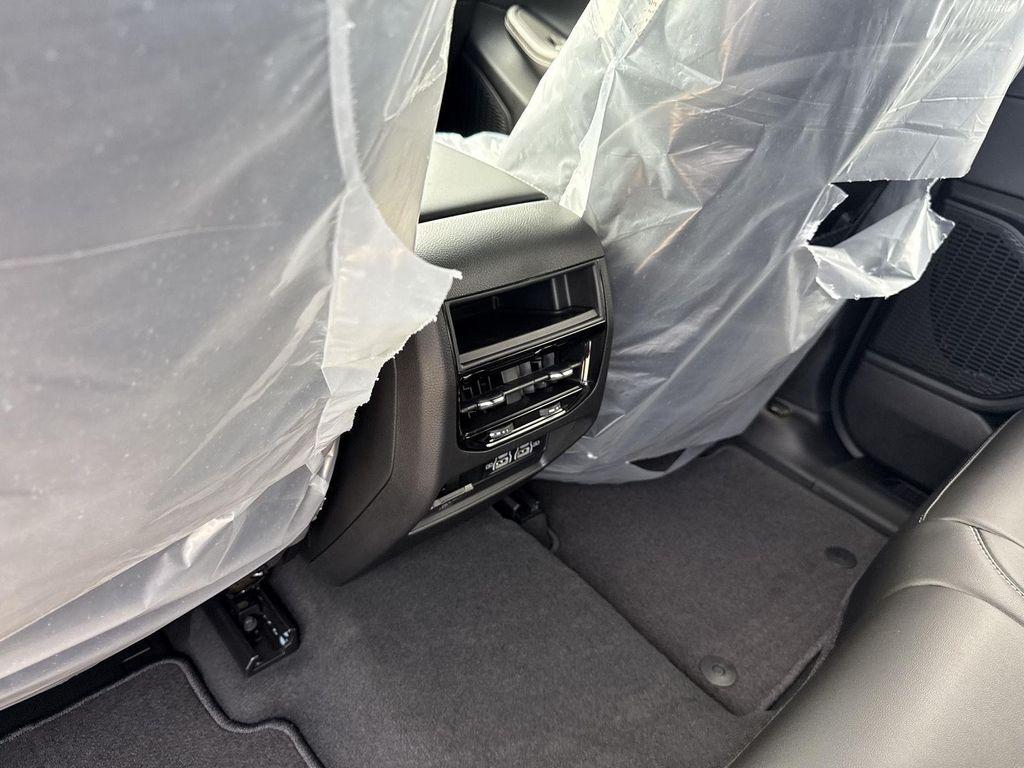 new 2025 Jeep Grand Cherokee car, priced at $38,762