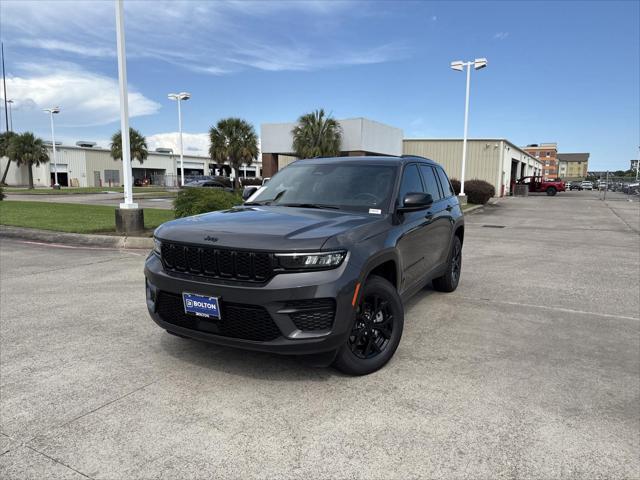 new 2025 Jeep Grand Cherokee car, priced at $39,012