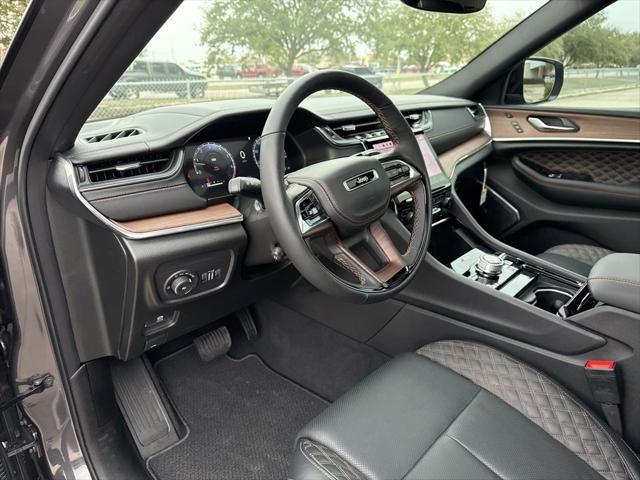 new 2025 Jeep Grand Cherokee L car, priced at $59,152