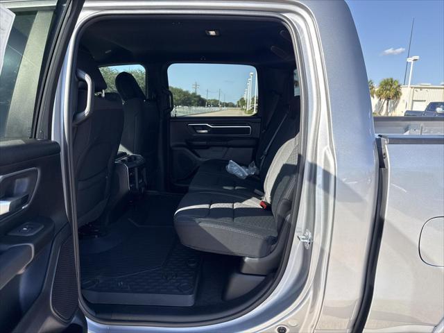 new 2025 Ram 1500 car, priced at $46,571