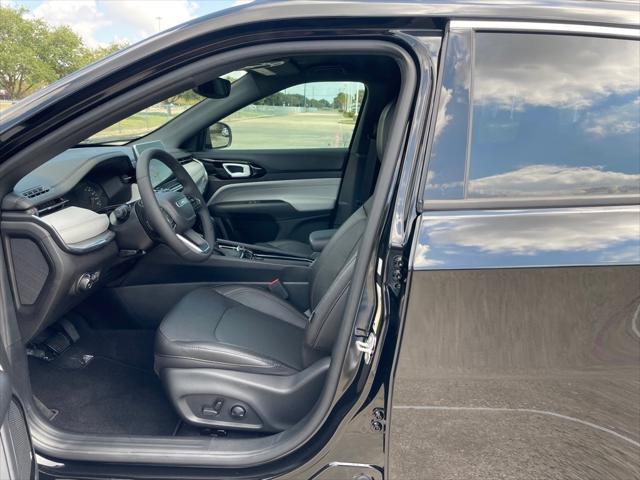 new 2023 Jeep Compass car, priced at $37,635