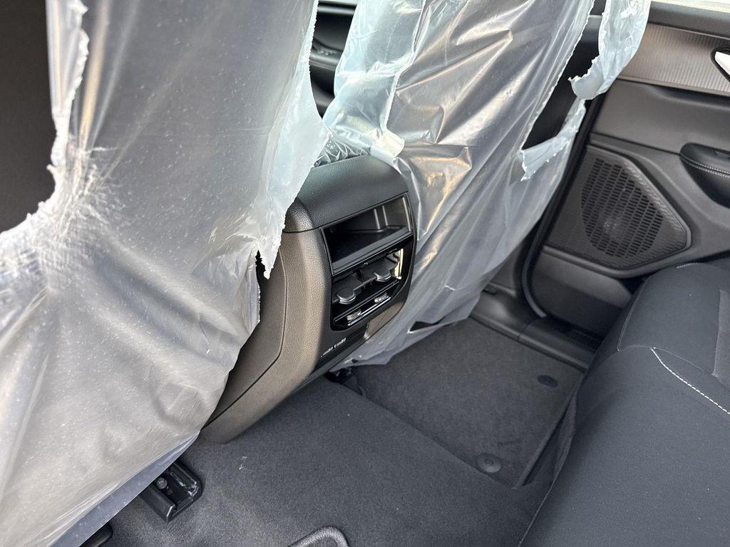 new 2025 Jeep Grand Cherokee car, priced at $33,348