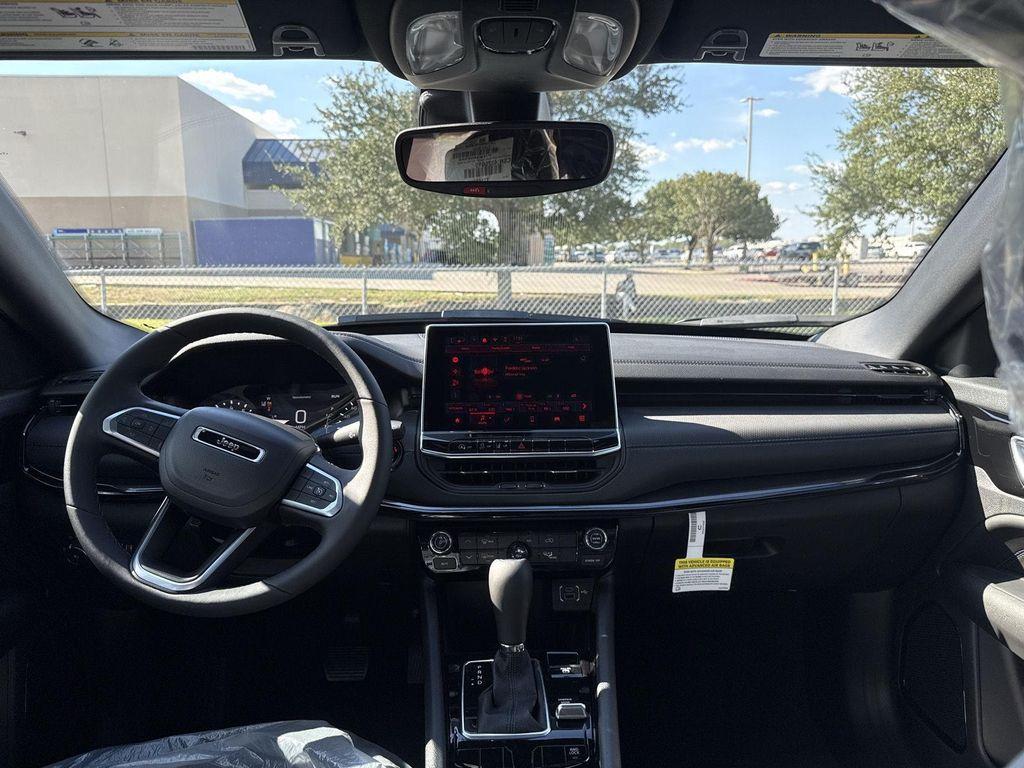 new 2026 Jeep Compass car, priced at $31,014