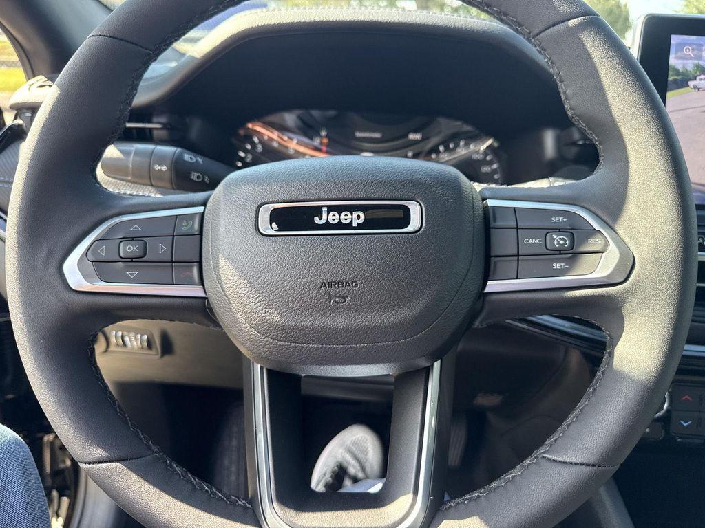 new 2026 Jeep Compass car, priced at $31,014