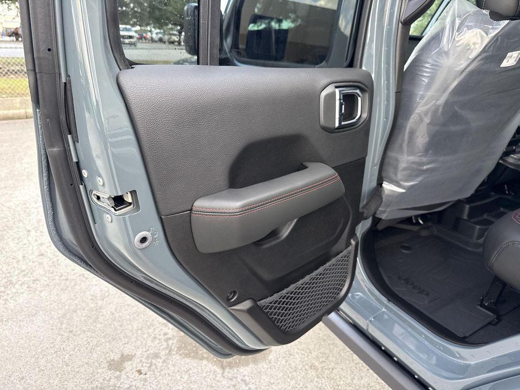 new 2025 Jeep Wrangler car, priced at $67,495