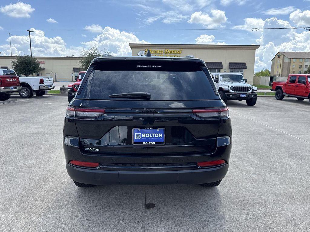 new 2025 Jeep Grand Cherokee car, priced at $37,266