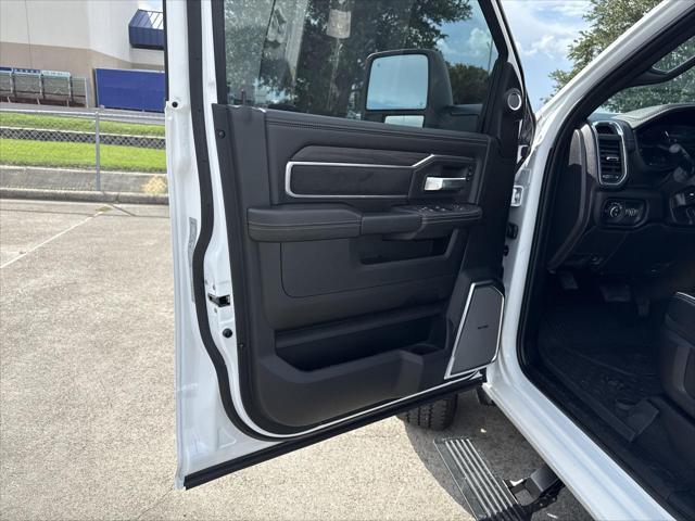 new 2025 Ram 2500 car, priced at $81,489