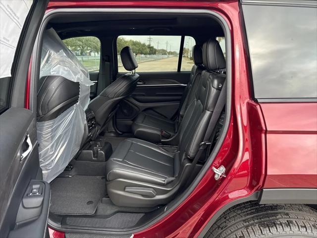 new 2025 Jeep Grand Cherokee L car, priced at $48,302