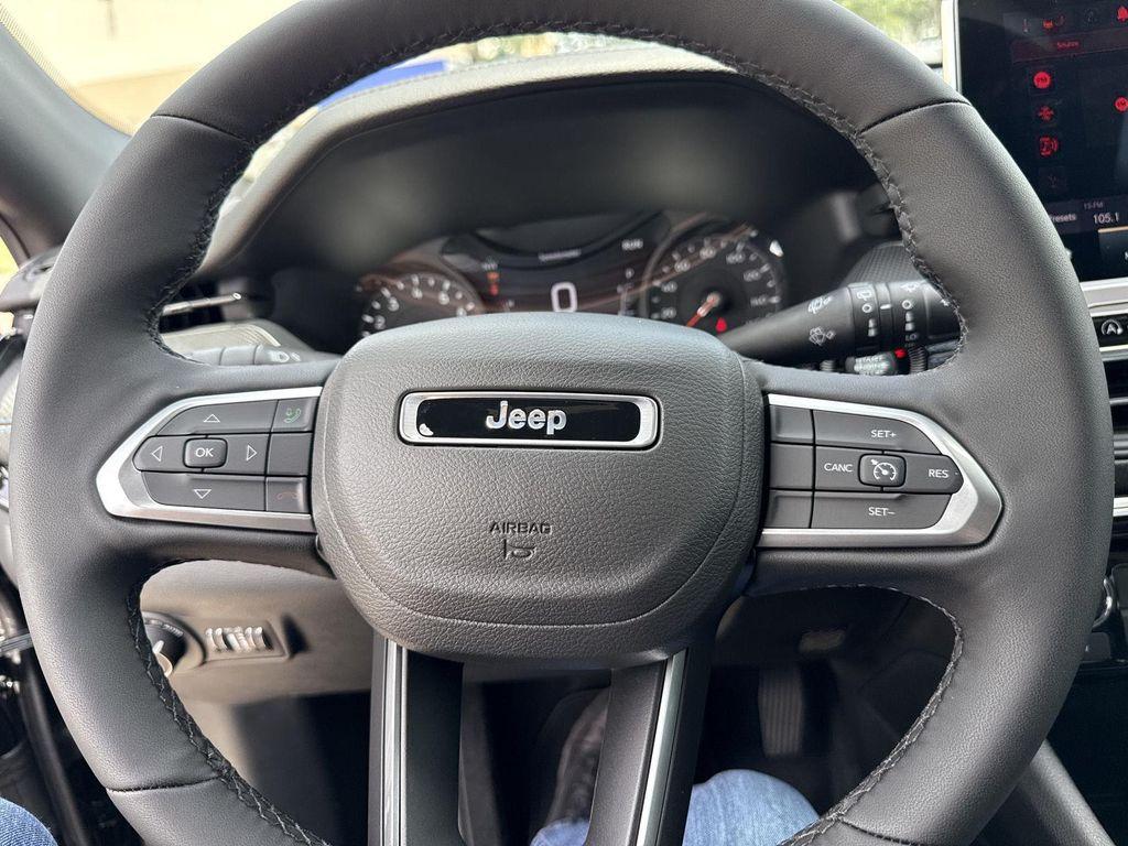 new 2025 Jeep Compass car, priced at $28,882