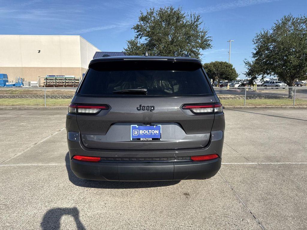 new 2025 Jeep Grand Cherokee L car, priced at $39,476