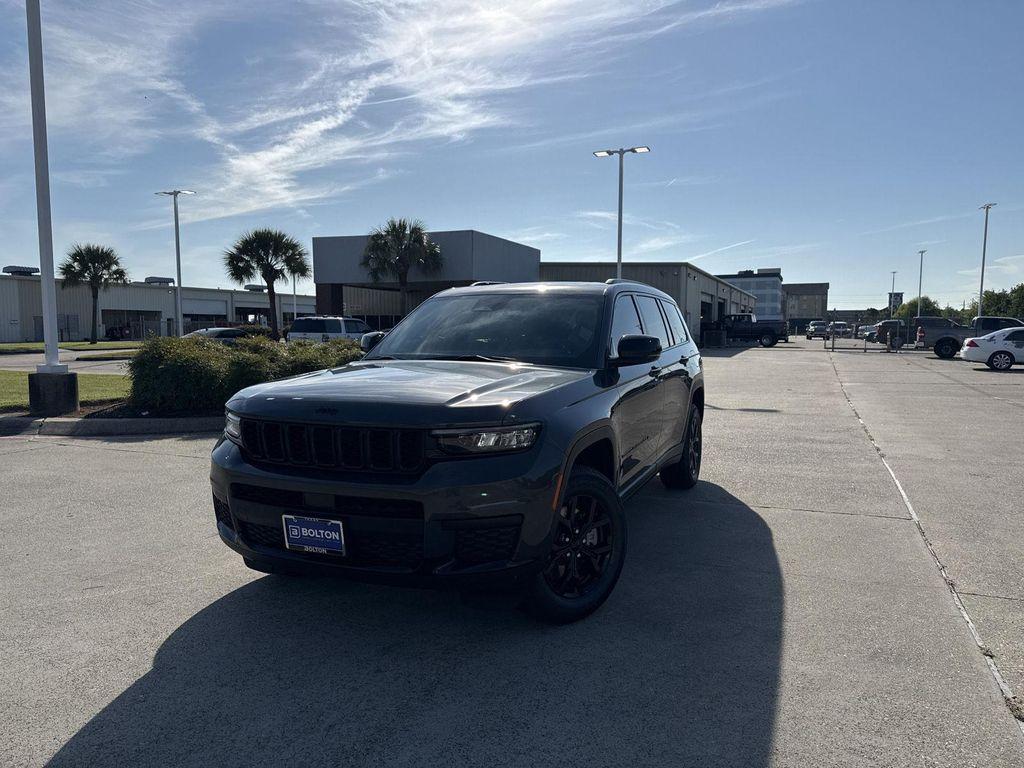 new 2025 Jeep Grand Cherokee L car, priced at $39,476
