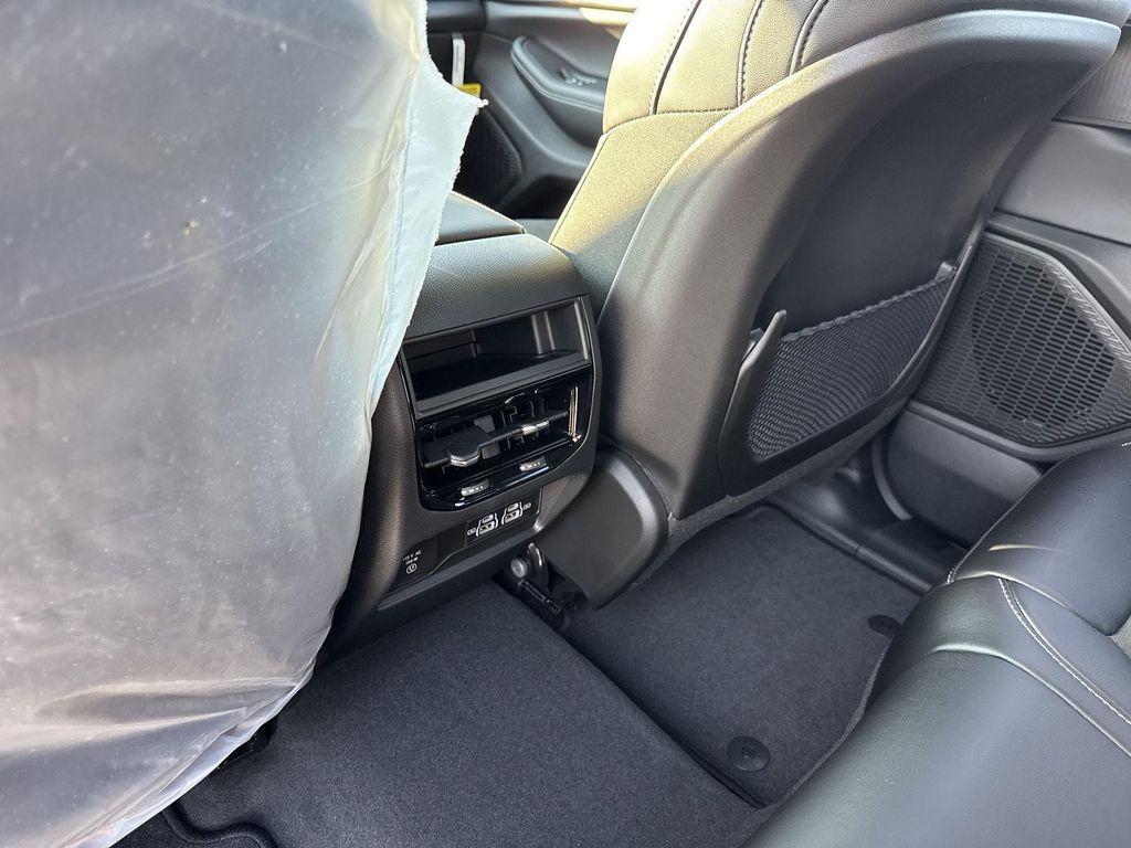 new 2025 Jeep Grand Cherokee car, priced at $41,722