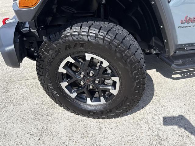 used 2024 Jeep Gladiator car, priced at $45,897