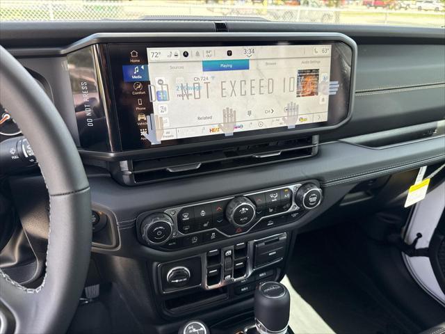 new 2025 Jeep Gladiator car, priced at $43,454