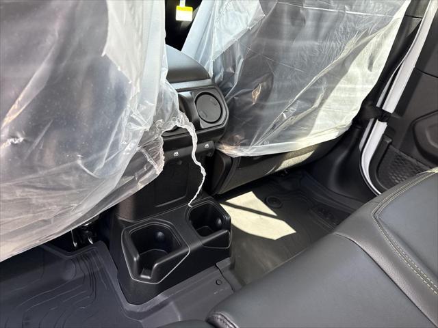 new 2025 Jeep Gladiator car, priced at $43,454