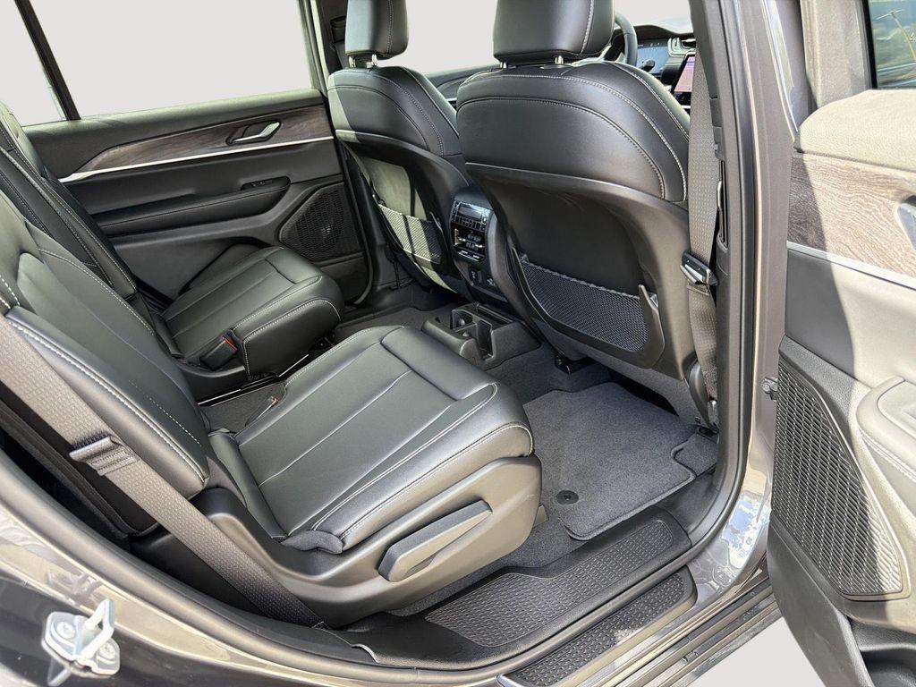 new 2025 Jeep Grand Cherokee L car, priced at $39,031