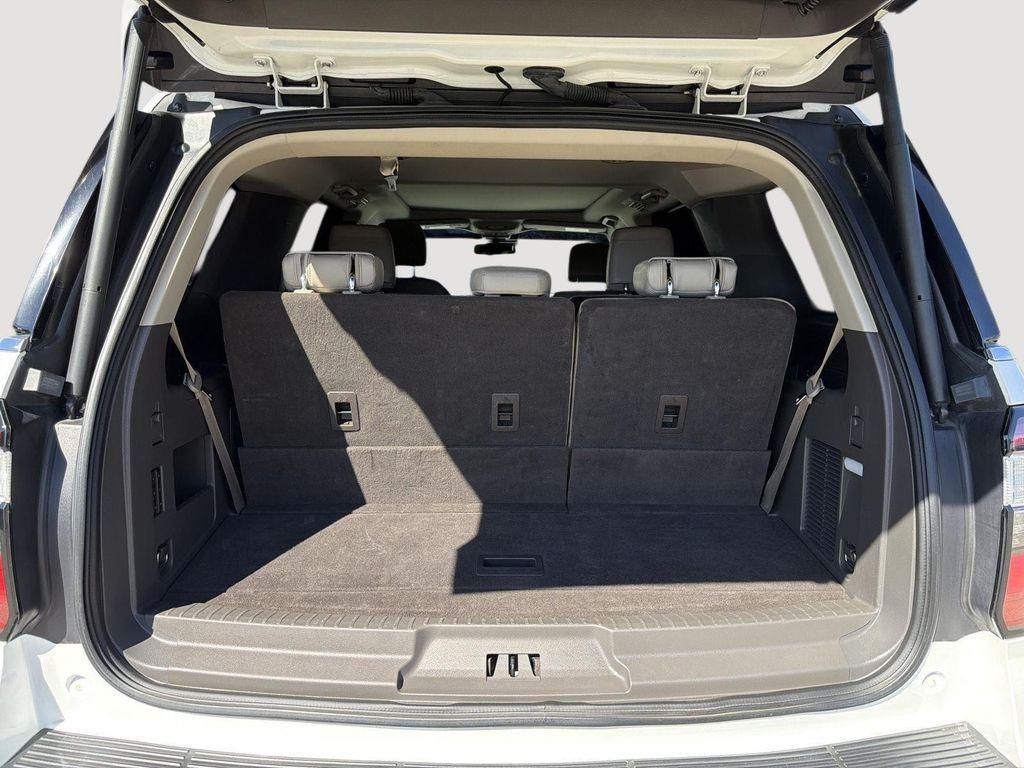 used 2021 Ford Expedition car, priced at $29,995