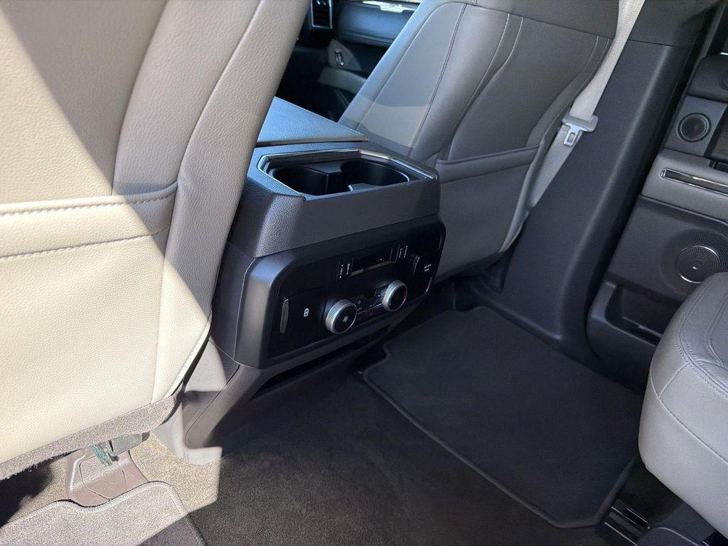 used 2021 Ford Expedition car, priced at $29,995