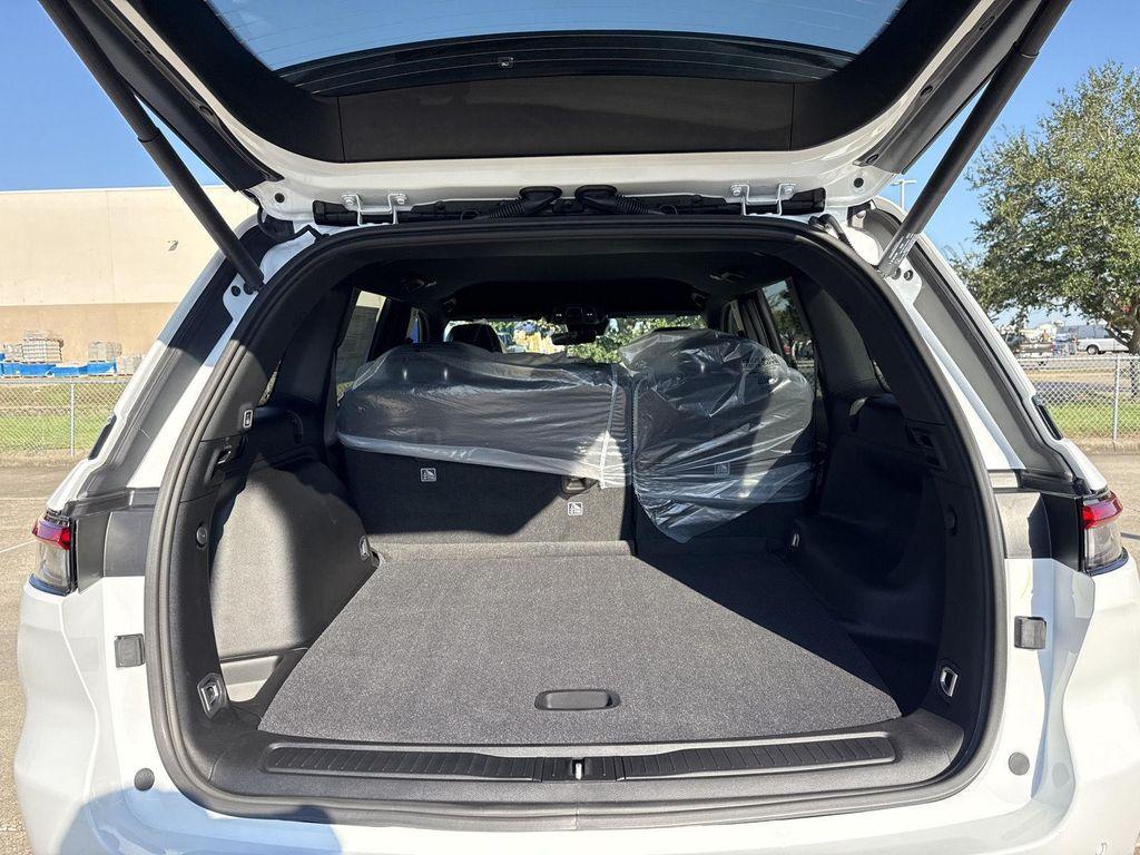 new 2025 Jeep Grand Cherokee car, priced at $36,889