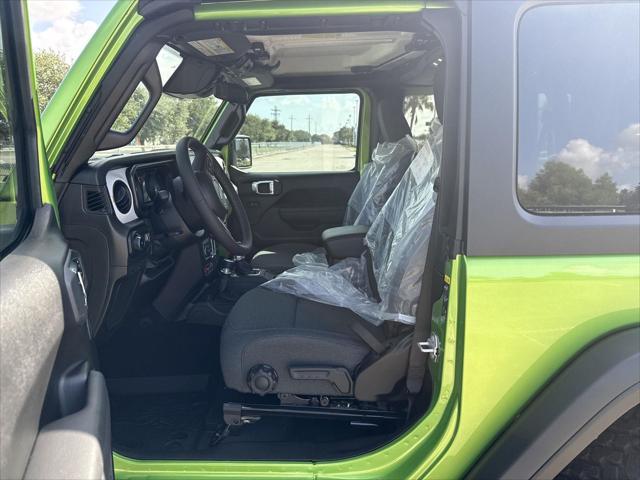new 2025 Jeep Wrangler car, priced at $39,757