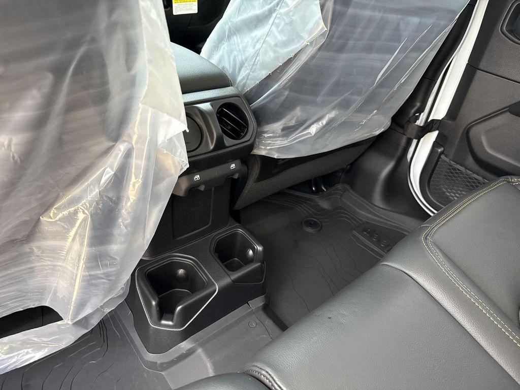 new 2025 Jeep Gladiator car, priced at $41,338