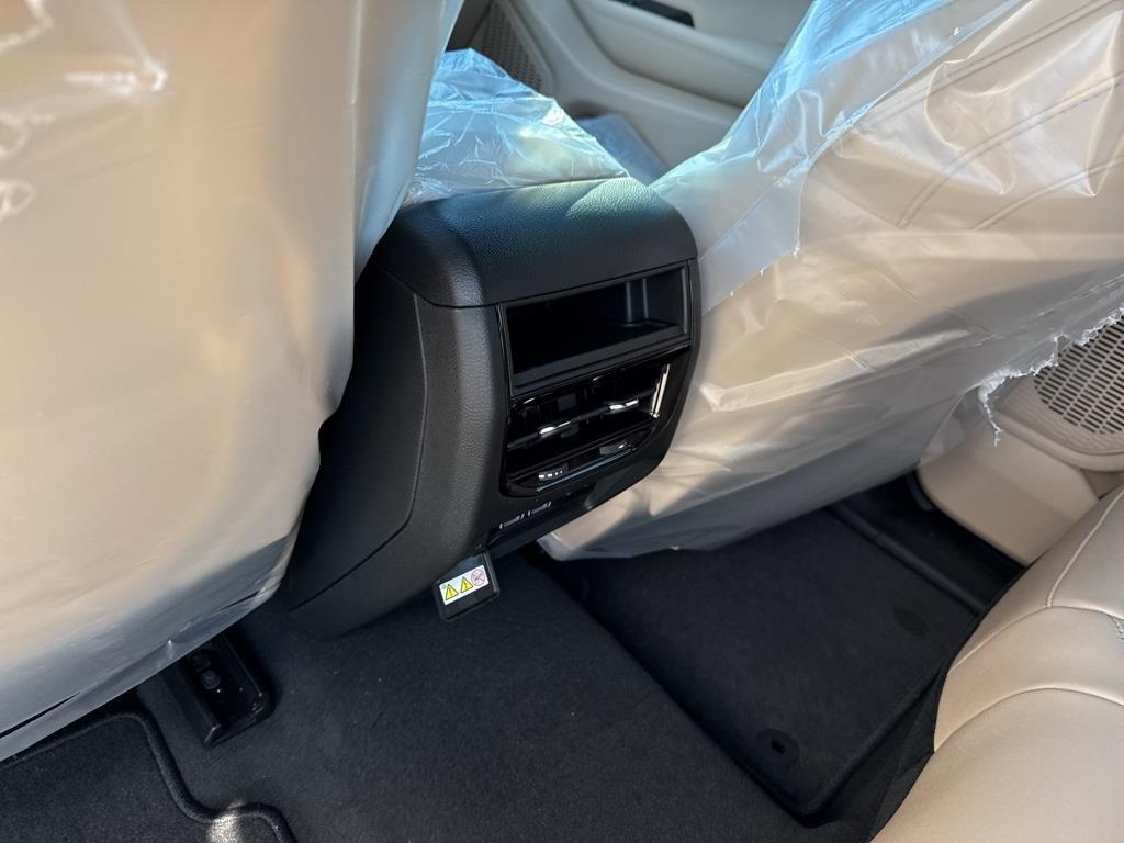 new 2025 Jeep Grand Cherokee car, priced at $37,226