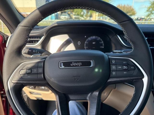 new 2025 Jeep Grand Cherokee car, priced at $37,576