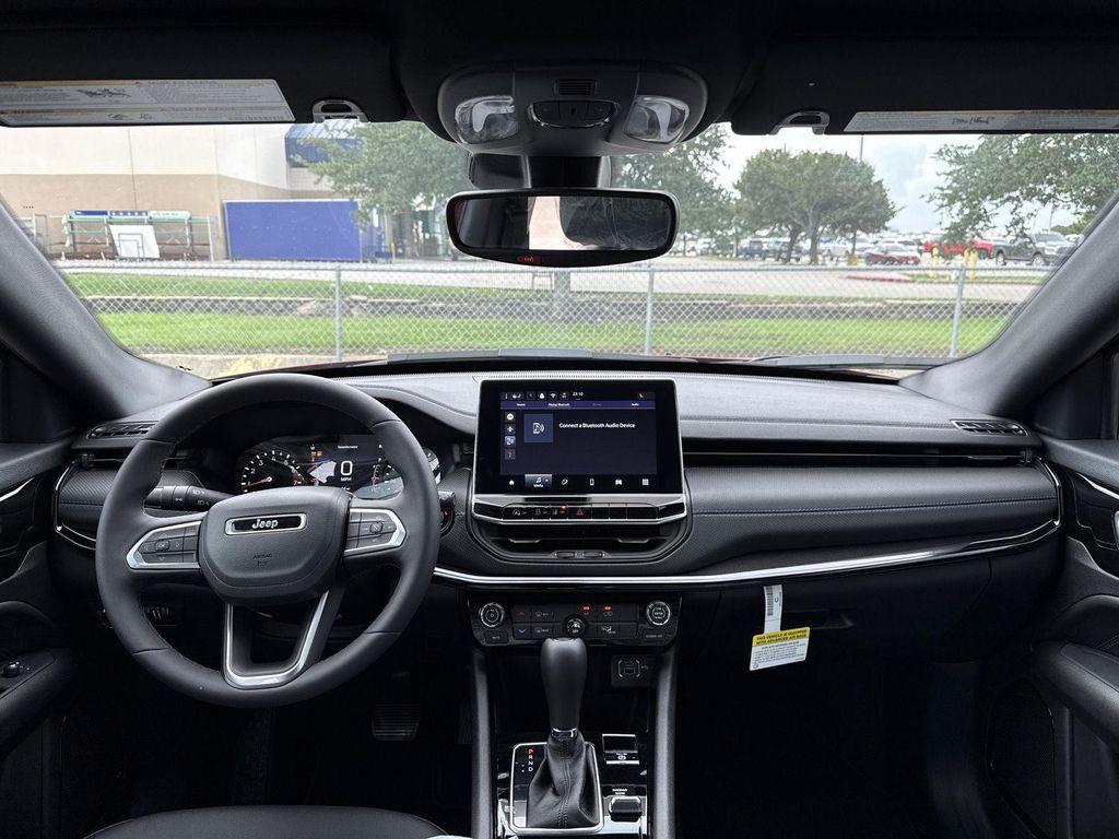new 2025 Jeep Compass car, priced at $28,882