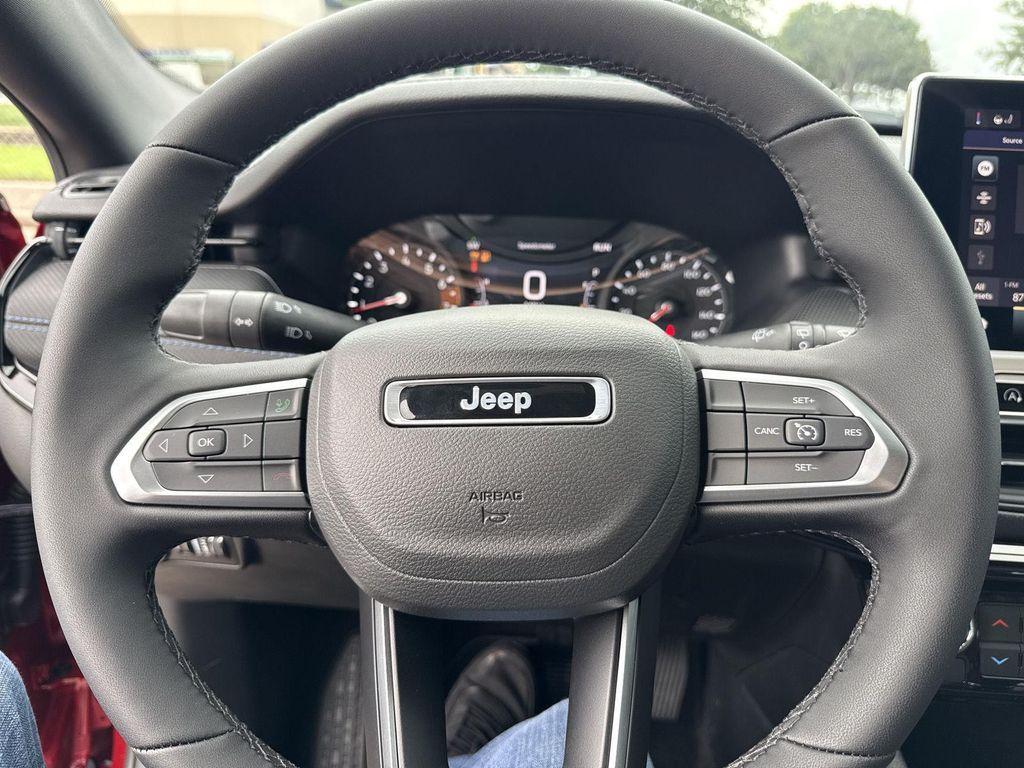 new 2025 Jeep Compass car, priced at $28,882