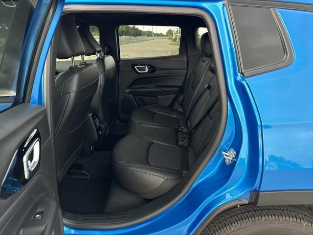 new 2025 Jeep Compass car, priced at $25,981