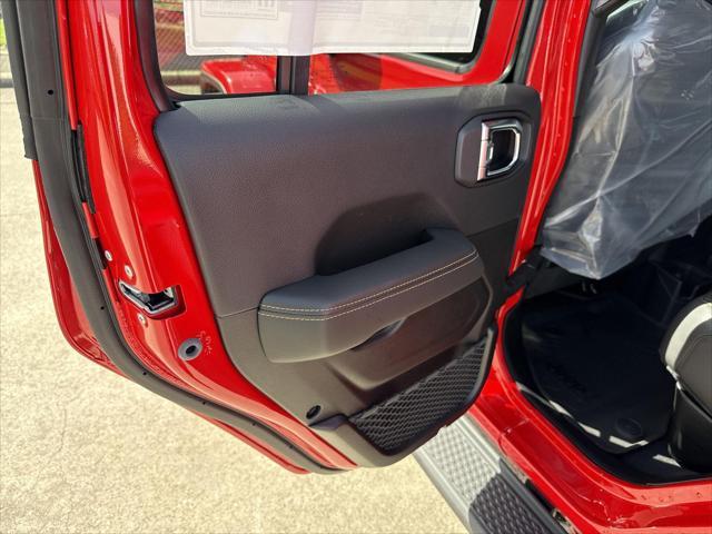 new 2025 Jeep Gladiator car, priced at $42,824