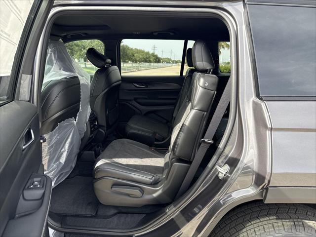 new 2025 Jeep Grand Cherokee L car, priced at $37,776