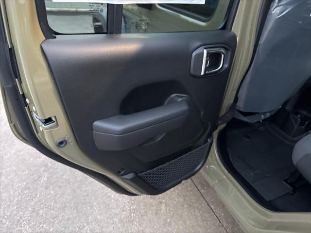 new 2025 Jeep Wrangler car, priced at $39,367
