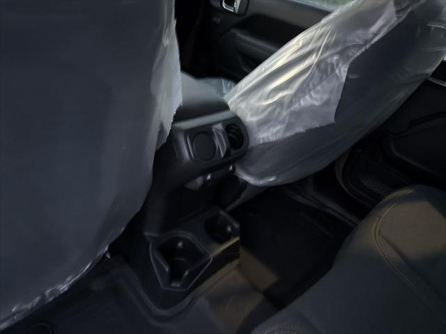 new 2025 Jeep Wrangler car, priced at $39,367