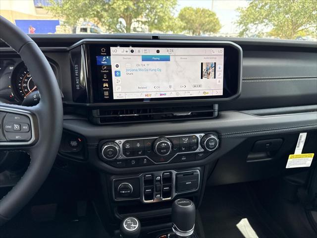new 2025 Jeep Gladiator car, priced at $42,824