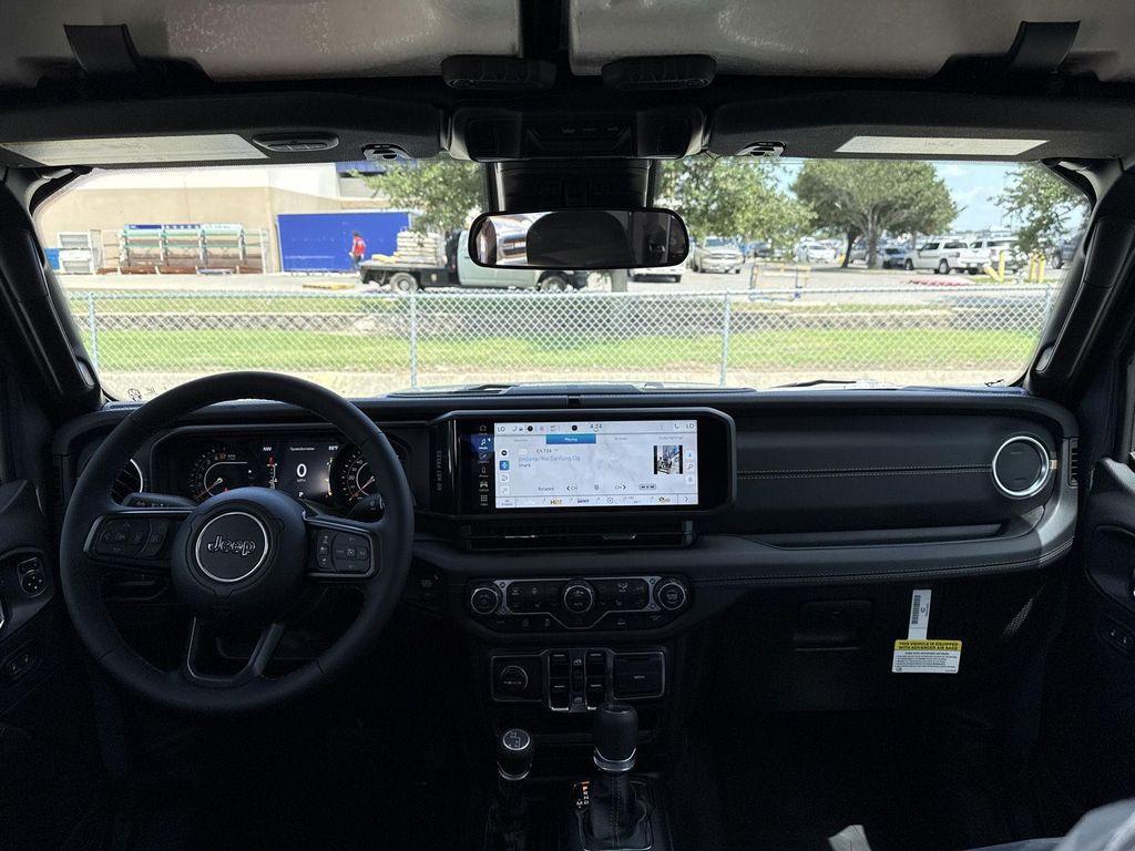 new 2025 Jeep Gladiator car, priced at $41,924