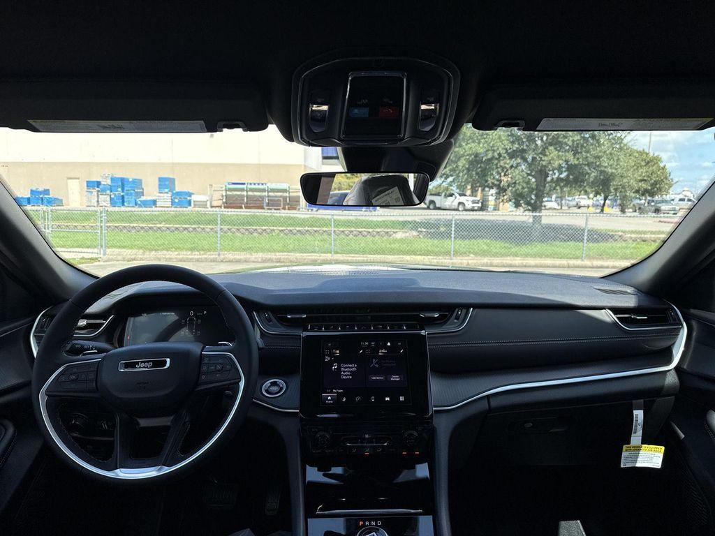 new 2025 Jeep Grand Cherokee L car, priced at $34,382