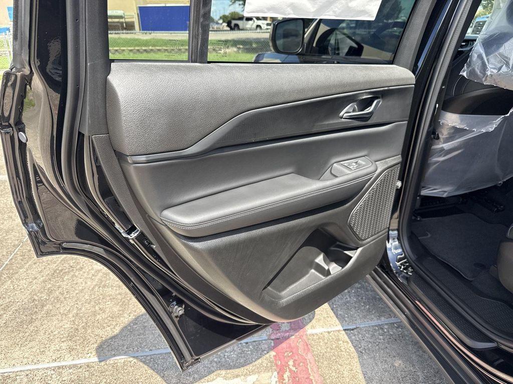 new 2025 Jeep Grand Cherokee L car, priced at $34,382