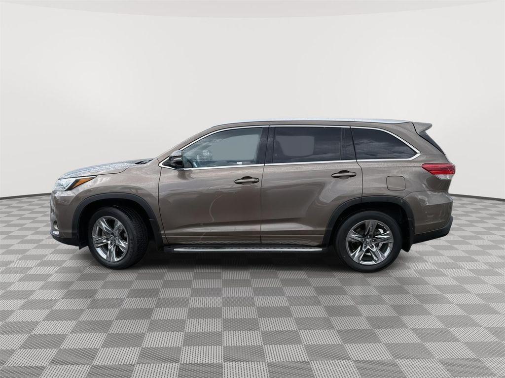 used 2018 Toyota Highlander car, priced at $19,989