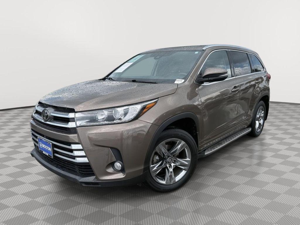 used 2018 Toyota Highlander car, priced at $19,989